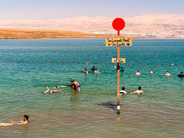 Top 10 vùng đất độc đáo với hiện tượng thiên nhiên kỳ lạ trên Trái Đất