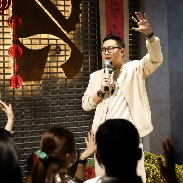 Hài Độc Thoại ở Việt Nam