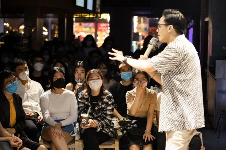 Hài Độc Thoại ở Việt Nam